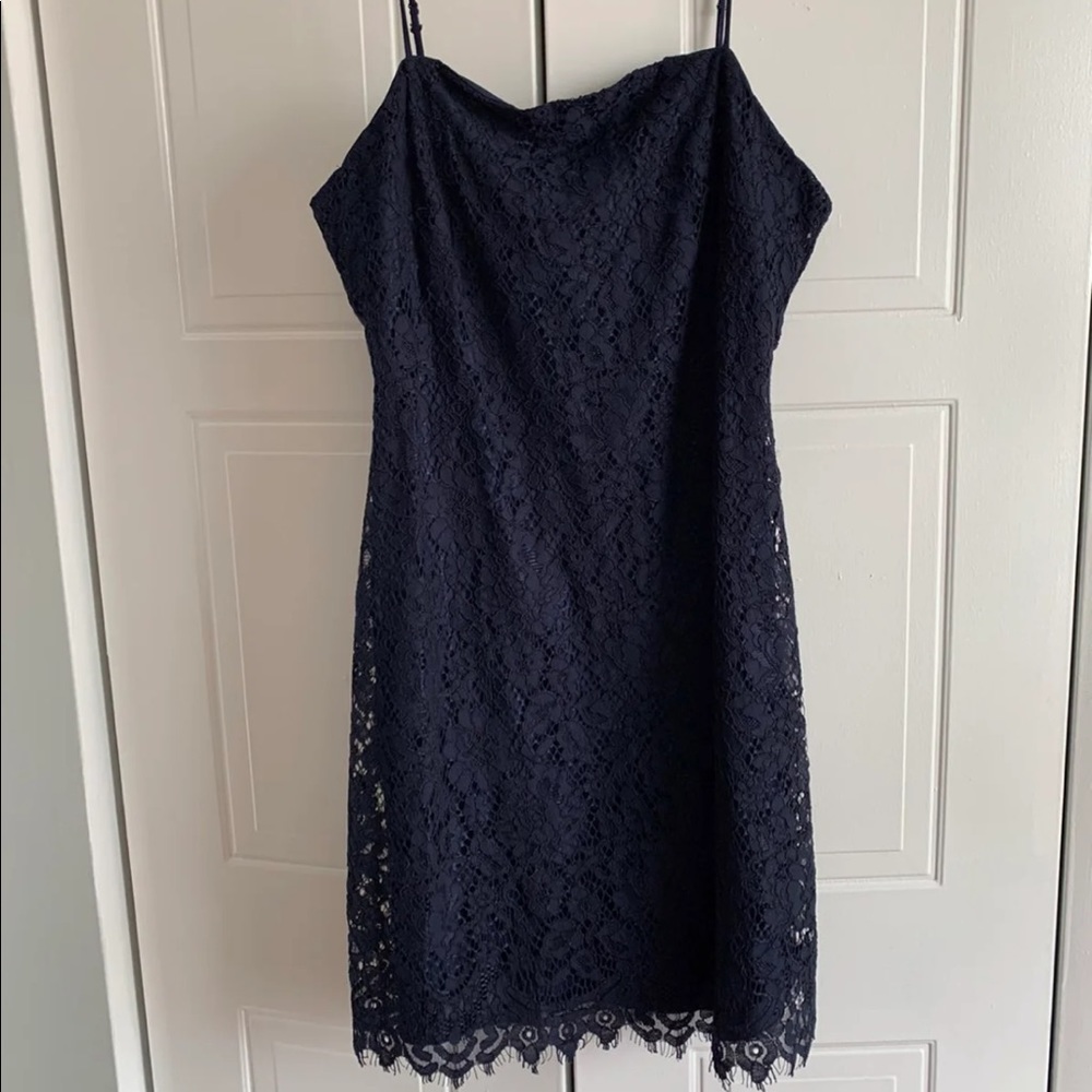 Francesca’s navy lace dress NWT size medium